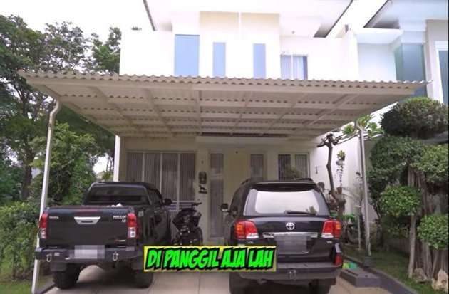 Potret Rumah Dodit Mulyanto di Jakarta, Berkonsep Open Space Serta Kandang Burung Super Besar!