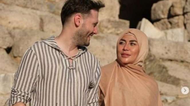 Didiagnosis Tak Bisa Punya Anak, Artis Cantik Ini Rela Sang Suami Poligami: `Aku Pengen Masuk Surga`