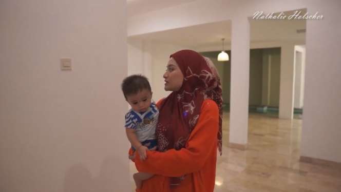 10 Potret Rumah Baru Nathalie Holscher Hadiah untuk Adzam, Lebih Mewah dari Pemberian Sule?