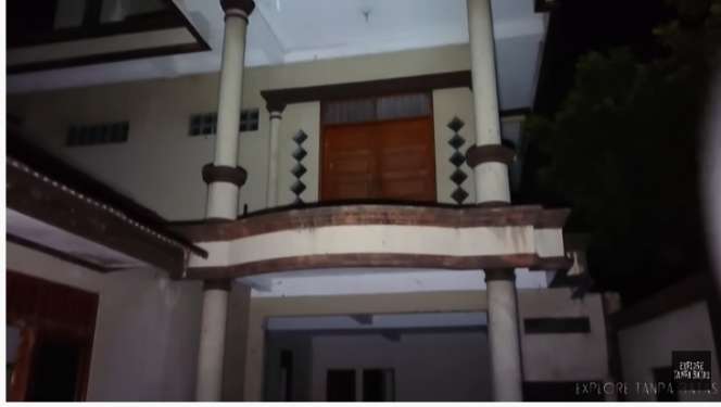 Potret Rumah Terbengkalai Milik Eks Wakapolri, Isinya Seram Banget, Bikin Merinding!