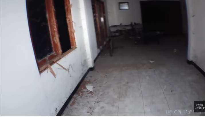 Potret Rumah Terbengkalai Milik Eks Wakapolri, Isinya Seram Banget, Bikin Merinding!