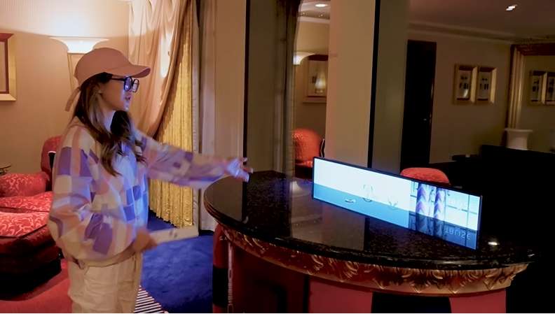 12 Potret Mewahnya Hotel Jessica Jane Liburan di Dubai, Rp40 Juta Semalam, Dimana-mana Emas!