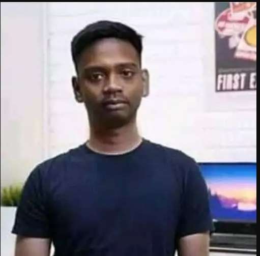 10 Potret Orang Mirip Tokoh Terkenal, Kok Bisa Sama Persis?