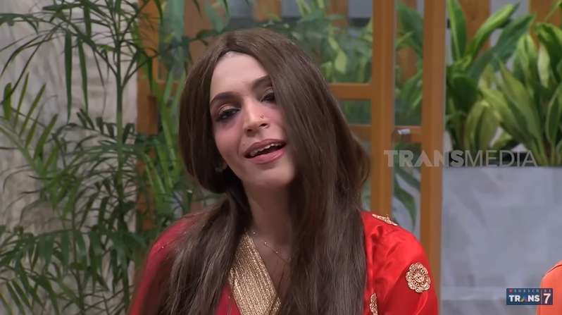 10 Potret Kak Jill Di-make Over Bak Artis India, Aslinya Cantik Banget, Raffi Ahmad Tercengang!