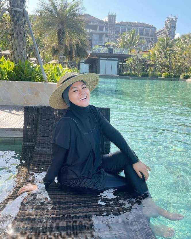 Ingat Yunita Lestari Eks Daus Mini? Kini Nasibnya Bak Bumi Langit dengan Mantan Suami, Nikmati Liburan Mewah di Bali