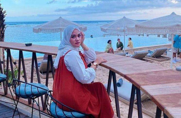 Ingat Yunita Lestari Eks Daus Mini? Kini Nasibnya Bak Bumi Langit dengan Mantan Suami, Nikmati Liburan Mewah di Bali
