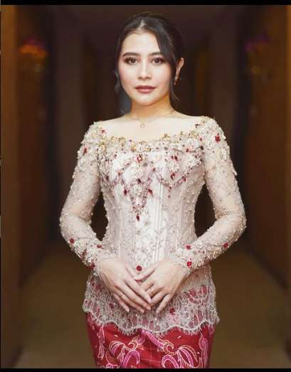 Artis Cantik Ini Dulu Dibully, Kini Kariernya Cemerlang Hingga Punya Rumah Seharga Rp20 Miliar!