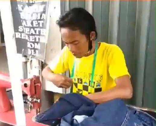 Ingat Ade Londok yang Viral `Odading Mang Oleh`? Kondisinya Miris Usai Gagal Jadi Artis, Mengais Rupiah di Jalanan