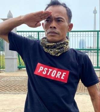 Ingat Ade Londok yang Viral `Odading Mang Oleh`? Kondisinya Miris Usai Gagal Jadi Artis, Mengais Rupiah di Jalanan