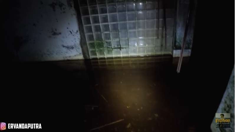 10 Potret Rumah Mewah Terbengkalai Bekas Diterjang Tsunami, Ruang Basement Jadi Lautan, Ngeri Banget!
