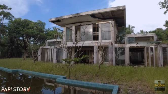 10 Potret Rumah Mewah Terbengkalai Bekas Diterjang Tsunami, Ruang Basement Jadi Lautan, Ngeri Banget!