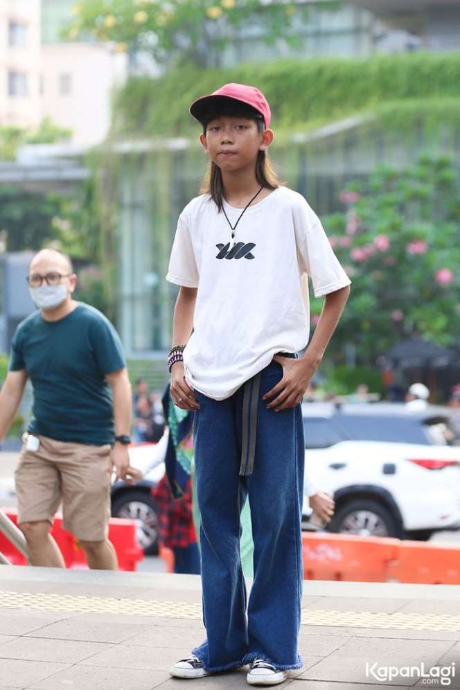 Kenalan dengan Adik Bonge, Codet yang Kini Gantikan Sang Kakak Eksis di Citayam Fashion Week 