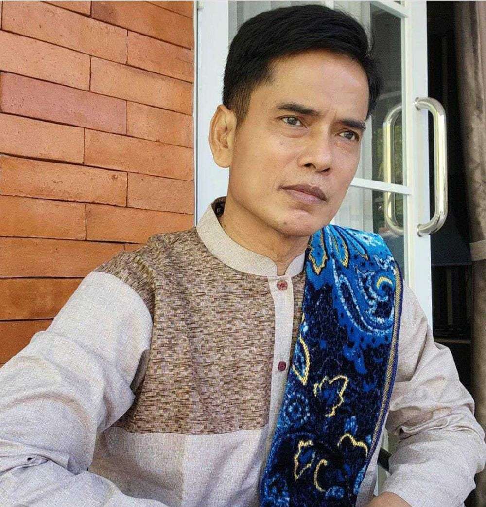 10 Orangtua Artis Ini Punya Instagram Centang Biru, Terakhir Idolanya Banyak Banget!