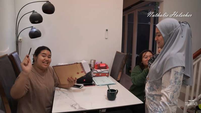 10 Potret Rumah Nathalie Holscher Untuk Sang Adik : `Aku Kakak Sekaligus Orangtua Buat Mereka!`