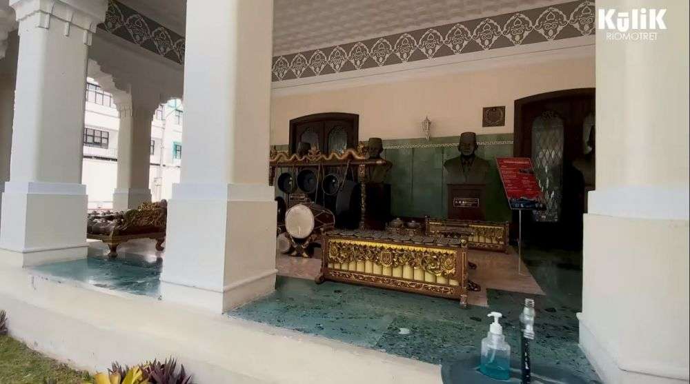 10 Potret Rumah Dinas Gibran Rakabuming Desain Jawa-Belanda, Ada Kamar Bung Karno, Misterius!