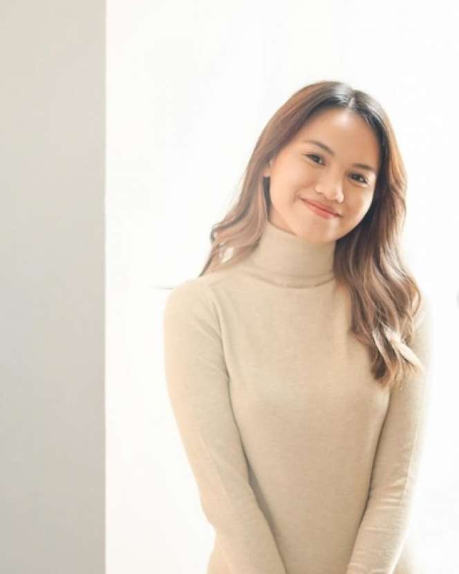 8 Potret Yotari Kezia, Penyanyi 'Bila Kemarin' yang Viral di TikTok, Bukan Musisi Sembarangan!