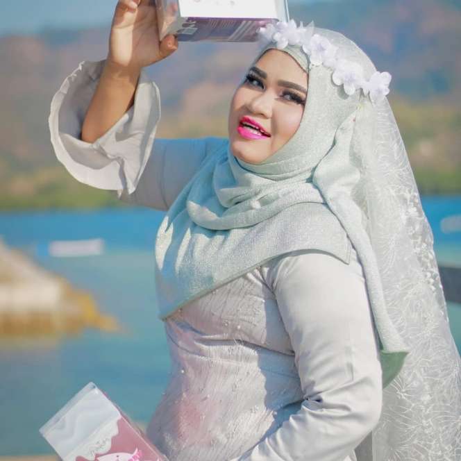 10 Potret Intan Lembata, Cewek yang Viral Nyanyi 'Begitu Sulit Lupakan Rehan'