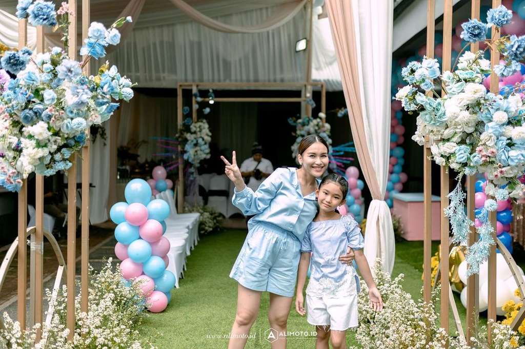 Ini Sumber Pabrik Duit Ayu Ting Ting Selain Jadi Pedangdut