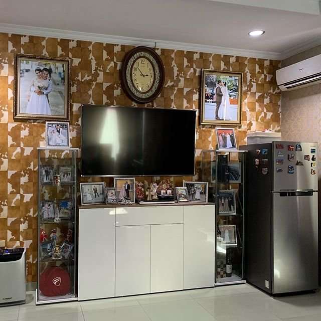 10 Potret Rumah Mewah nan Megah Femmy Permatasari, Bentuk Mini Bar Keren Banget!