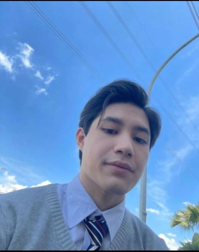 Ingat Teuku Rassya? Dulu Dikabarkan Jalin Hubungan Spesial dengan Aurel Hermansyah, Begini Kabarnya Sekarang!