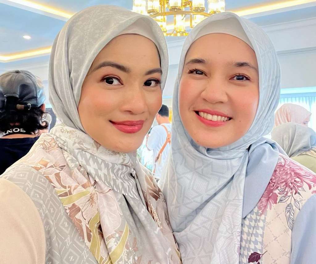 Potret Titi Kamal Tampil Berhijab, Didoakan Istiqomah