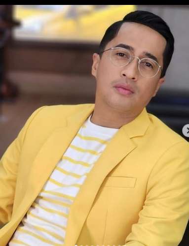 Istri Artis Ini Dikira Ibu Rumah Tangga Biasa, Ternyata Anak Jenderal, Bukan Orang Sembarang!