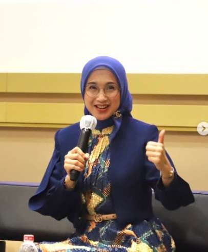Potret Seleb Dengan Pernikahan Tersingkat, Ada yang Cuma 20 Hari!