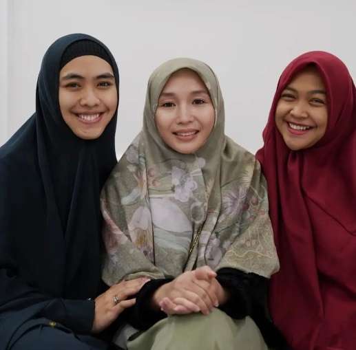 Paitnya Kehidupan Selebgram Fatimah Az Zahra Sebelum Tenar