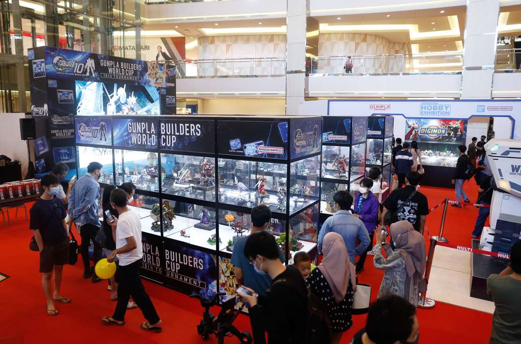 Potret Gundam Raksasa Asal Jepang Mejeng di Mal Jakarta