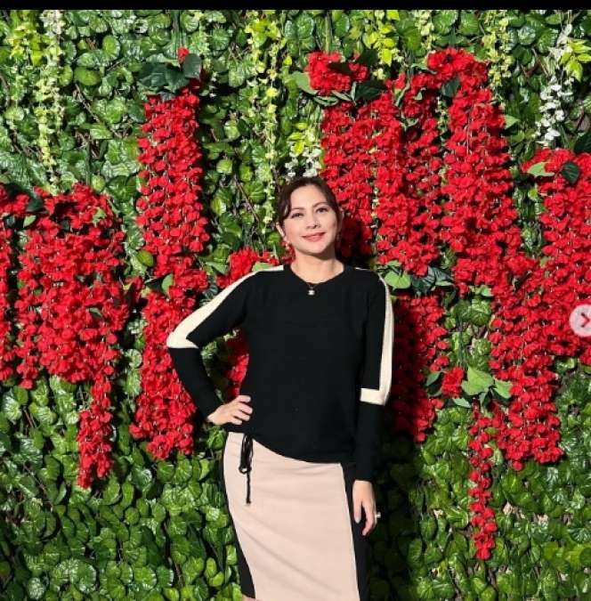 Artis Cantik Ini Rela di Poligami 16 Tahun, Tinggal di Rumah Super Mewah, Suaminya Bukan Orang Sembarangan!