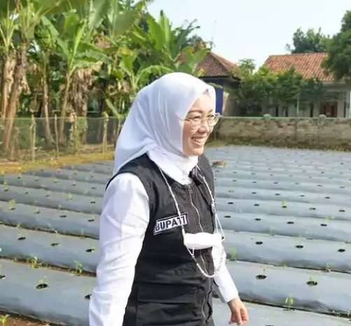 8 Potret Cantik Anne Ratna Mustika, Bupati yang Gugat Cerai Anggota DPR Dedi Mulyadi, Ternyata Bukan Orang Biasa!