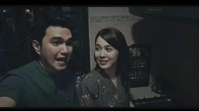 Potret Emma Maembong, Istri Aldi Taher dalam Film Bisikan Jenazah