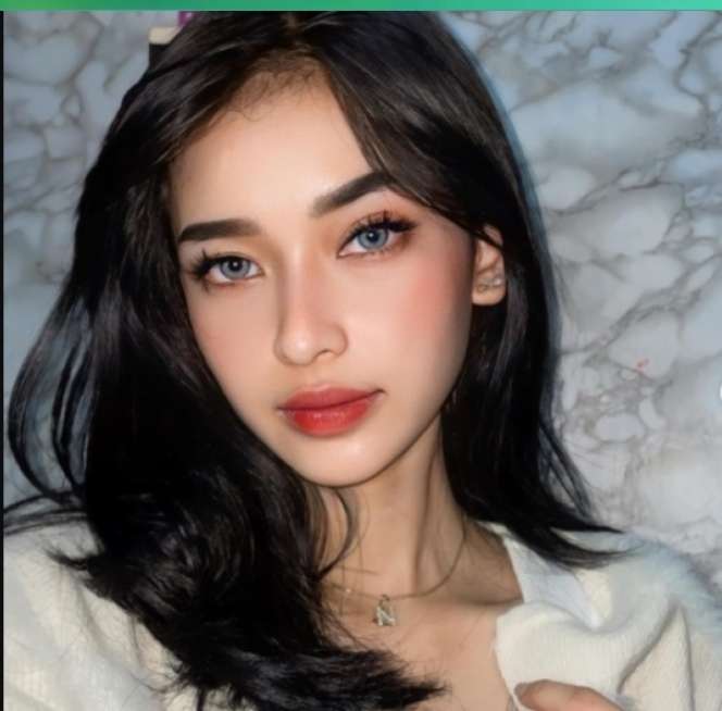 Potret Nissya Hatala Cleaning Service yang Viral Karena Paras Cantiknya, Disebut Cocok Jadi Model!