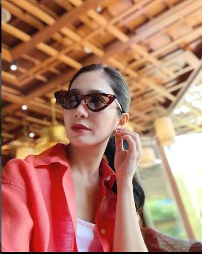 Artis Cantik Ini Dinikahi Duda Beda 18 Tahun, Kini Hidupnya Berubah Drastis