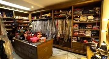 10 Potret Rumah Mewah Sania `Sang Penyanyi Legendaris R&B`, Kamar Tidurnya Bak Singgasana Raja!