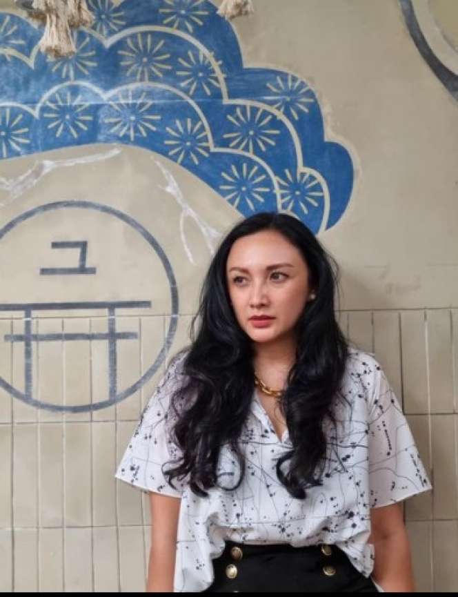 Dulu Dinikahi Konglomerat Berujung Cerai Hingga Harus Selamatkan Diri, Kini Hidup Artis Cantik Ini Tuai Bahagia!