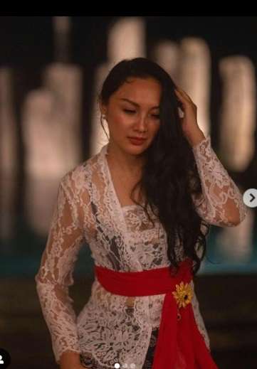 Dulu Dinikahi Konglomerat Berujung Cerai Hingga Harus Selamatkan Diri, Kini Hidup Artis Cantik Ini Tuai Bahagia!