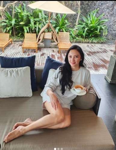 Dulu Dinikahi Konglomerat Berujung Cerai Hingga Harus Selamatkan Diri, Kini Hidup Artis Cantik Ini Tuai Bahagia!