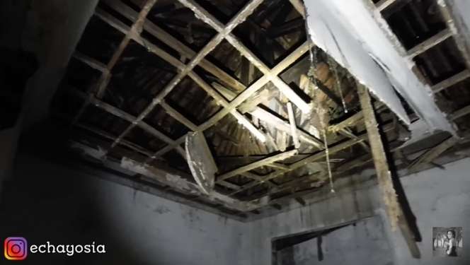 10 Potret Rumah Mewah Artis Lawas Louis Niijuluw yang Terbengkalai 30 Tahun, Ada Ruangan yang Terbakar!