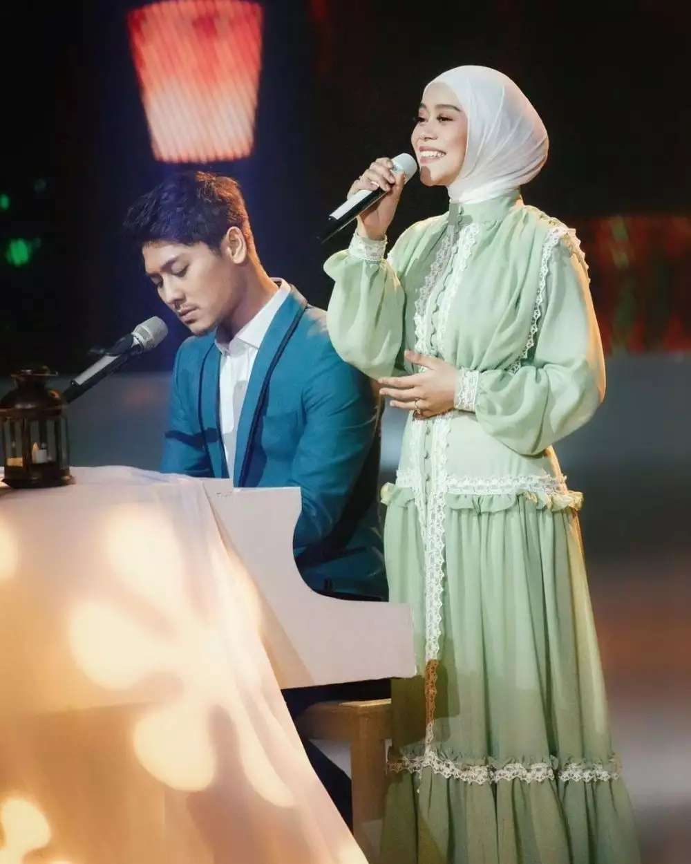 10 Potret Mesra Rizky Billar & Lesty Kejora Sebelum Isu KDRT dan Selingkuh, Kini Digeruduk Fans!