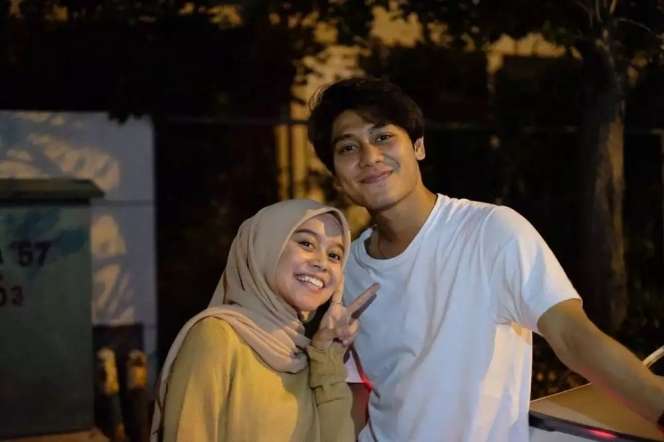 10 Potret Mesra Rizky Billar & Lesty Kejora Sebelum Isu KDRT dan Selingkuh, Kini Digeruduk Fans!