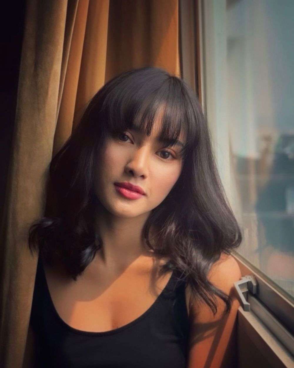 10 Potret Cantik Devina Kirana yang Digosipkan Selingkuhan Rizky Billar