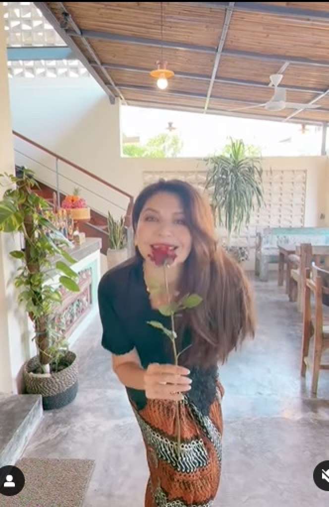 Vakum Dari Industri Hiburan, Artis Cantik Ini Geluti Bisnis Tapi Diisukan Bangkrut, Kini Sebut Diri Pengangguran!