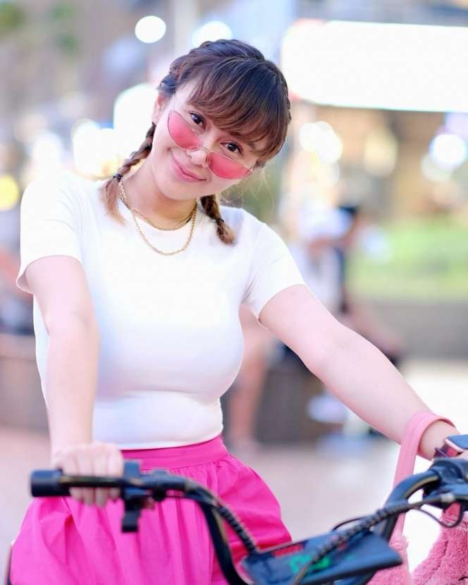 Denise Chariesta Bongkar Identitas Pria Beristri yang Dipacarinya, Suami Artis Host TV & Teman Uya Kuya, Ayu Dewi Terseret?