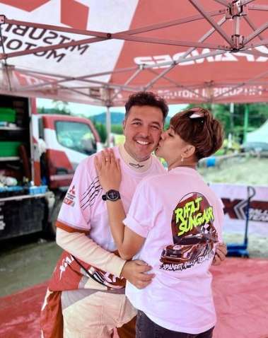 6 Artis Ini CLBK dengan Mantan Pacar Setelah Cerai, Pasangan Terakhir Kini Jadi Idola Netizen!