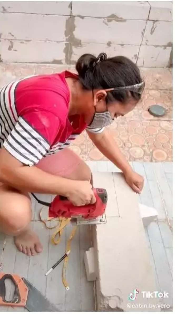 9 Potret Renovasi Teras Rumah Modal Rp 2 Juta Jadi Instagramable, Kini Tampilannya Bak Santorini!