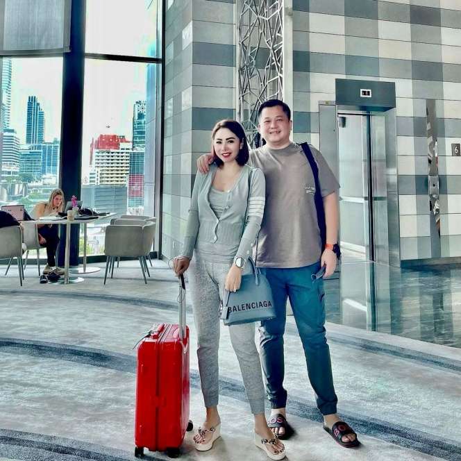 Sederet Artis Menikah Lagi dengan Pengusaha, Paling Baru Catherine Wilson
