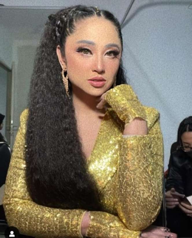 Potret Pasangan Seleb yang Rumah Tangganya Dikabarkan Retak di Tahun 2022, Ada yang Berujung Cerai!