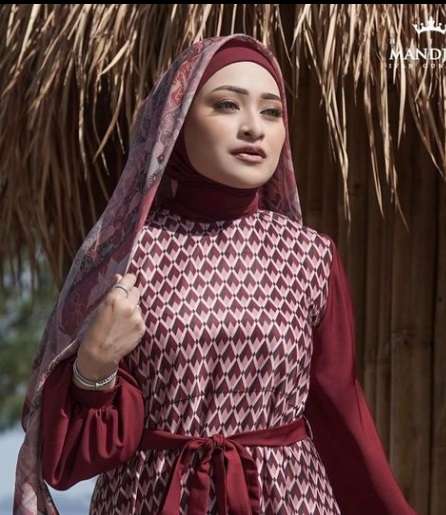 Potret Pasangan Seleb yang Rumah Tangganya Dikabarkan Retak di Tahun 2022, Ada yang Berujung Cerai!