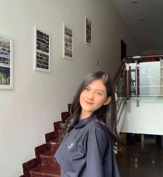 Adu Gaya Chika VS Olla Member JKT48 yang Sama-sama Berdarah Batak, Punya Ciri Khas Sendiri!